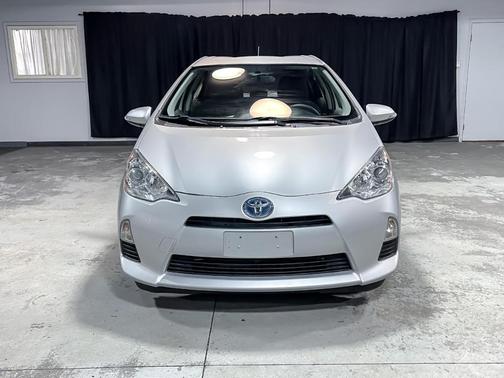 2012 Toyota Prius c Three