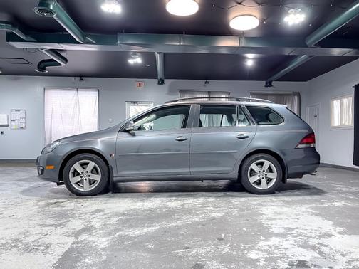 2014 Volkswagen Jetta SportWagen Auto SE PZEV
