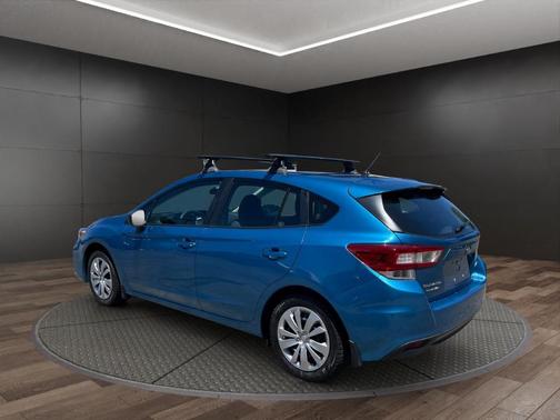 Island Blue Pearl 2018 Subaru Impreza 2.0i
