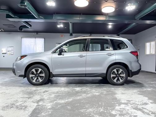 2017 Subaru Forester 2.5i