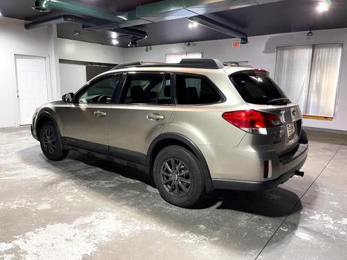 2014 Subaru Outback 2.5i Limited