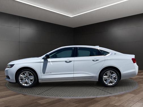 White 2019 Chevrolet Impala 1LS