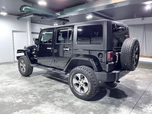 2018 Jeep Wrangler JK Unlimited Sahara