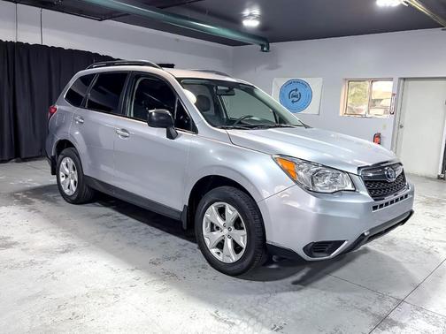 2016 Subaru Forester 2.5i