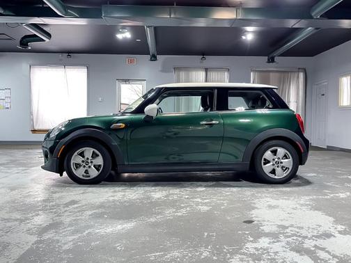 2015 MINI Hardtop Cooper