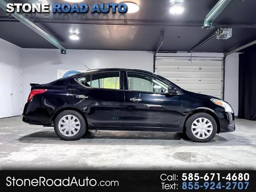 2016 Nissan Versa 1.6 SV