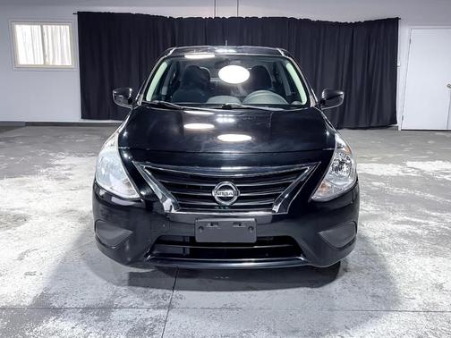 2016 Nissan Versa 1.6 SV