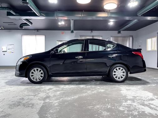 2016 Nissan Versa 1.6 SV