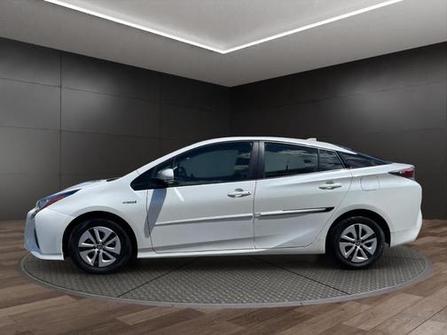 White 2017 Toyota Prius Three Touring