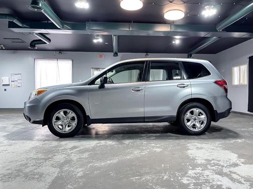 2014 Subaru Forester 2.5i