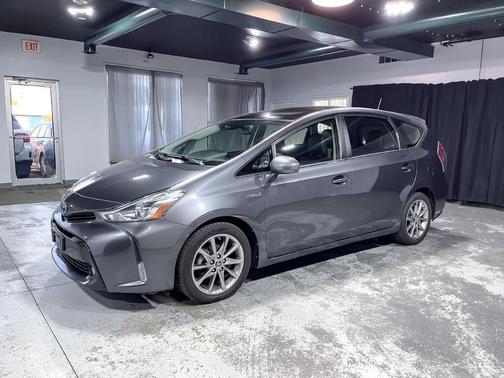 2017 Toyota Prius v Three