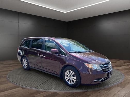 Red 2014 Honda Odyssey EX-L