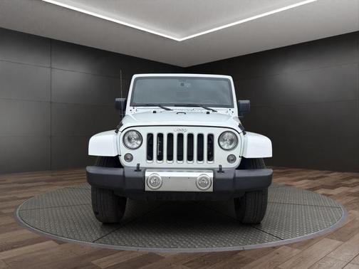 White 2018 Jeep Wrangler JK Unlimited Sahara