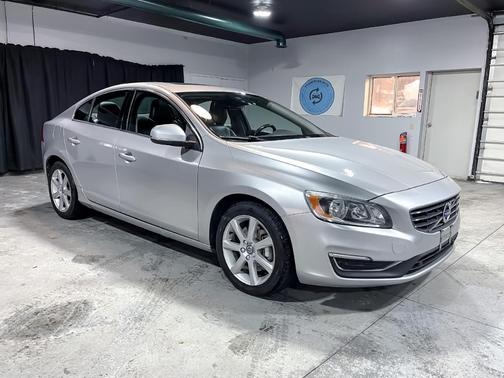 2016 Volvo S60 T5 Premier