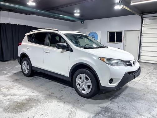 2013 Toyota RAV4 LE