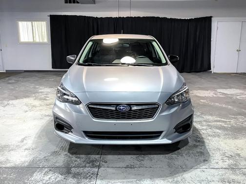 2019 Subaru Impreza 2.0i