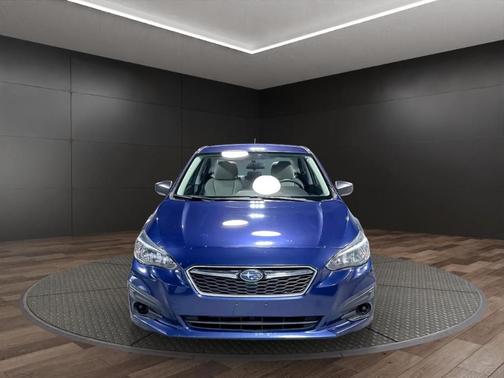 2017 Subaru Impreza 2.0i