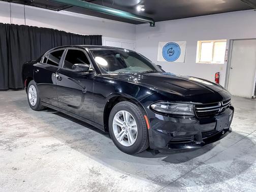 2016 Dodge Charger SE