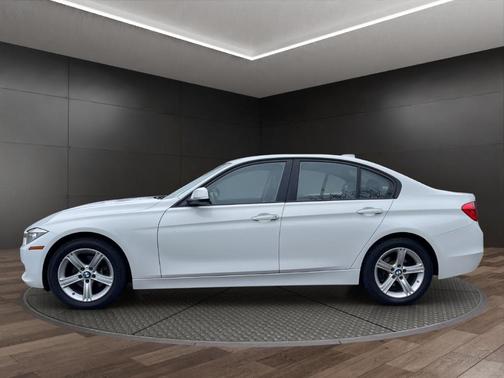 White 2014 BMW 320 i xDrive
