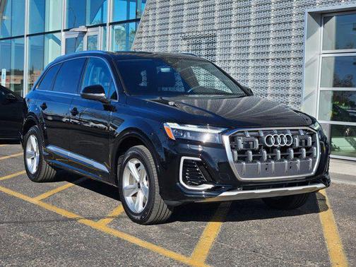 2025 Audi Q7 55 Premium