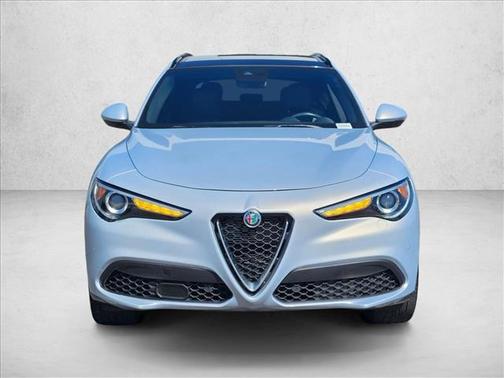 Moonlight Gray Metallic 2022 Alfa Romeo Stelvio Ti
