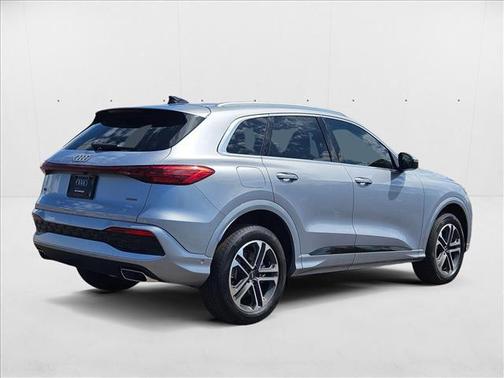 2025 Audi Q5 Premium Plus