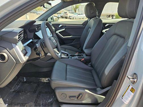 Arrow Gray Pearl Effect 2026 Audi A3 Premium