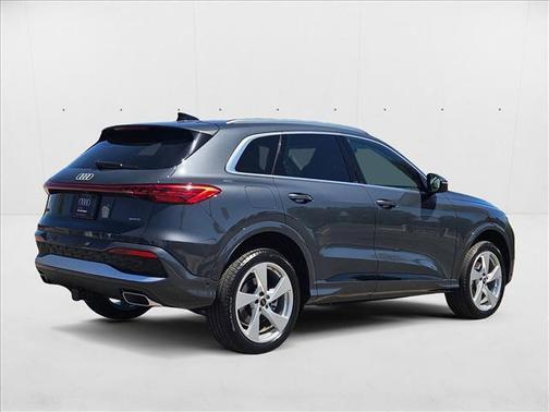 2025 Audi Q5 Premium Plus