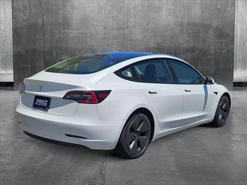 2021 Tesla Model 3 Standard Range Plus