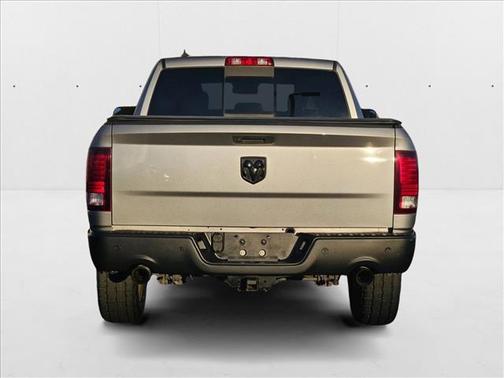 2019 RAM 1500 Classic Warlock Crew Cab 4x2 5'7' Box