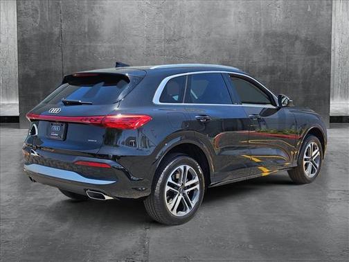 2025 Audi Q5 55 S line Premium Plus