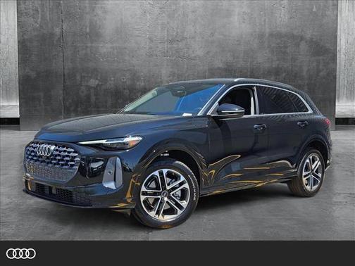 2025 Audi Q5 55 S line Premium Plus