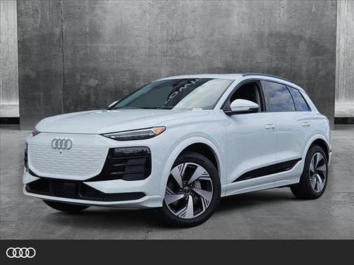 2025 Audi Q6 e-tron Premium Plus quattro