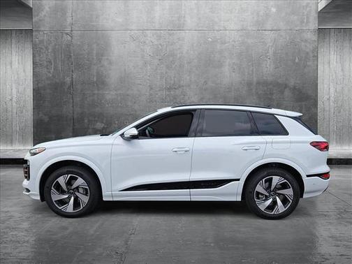 2025 Audi Q6 e-tron Premium Plus quattro