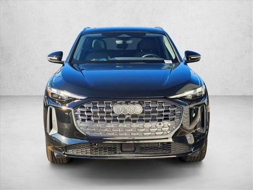 2025 Audi Q5 Premium