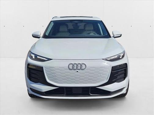 2025 Audi Q6 e-tron Premium Plus quattro