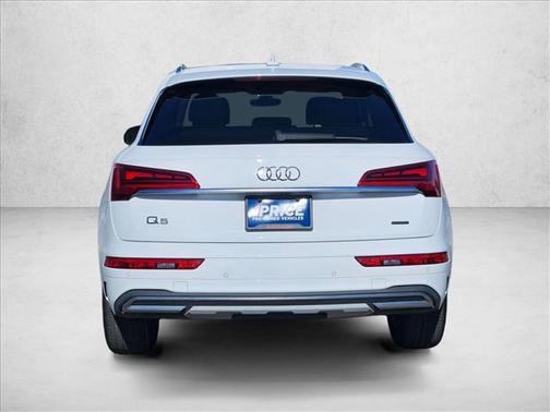 2023 Audi Q5 40 Premium