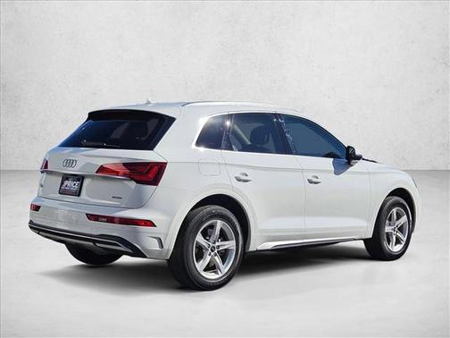 2023 Audi Q5 40 Premium