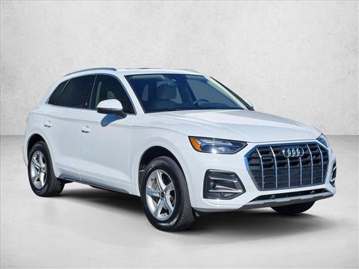 2023 Audi Q5 40 Premium