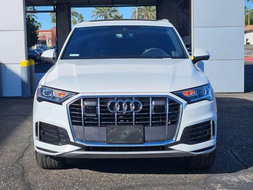 2023 Audi Q7 45 Premium