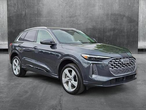 2025 Audi Q5 Premium Plus