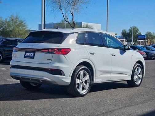 2024 Audi Q4 e-tron Premium 50 quattro