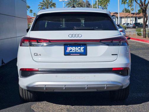 2024 Audi Q4 e-tron Premium 50 quattro