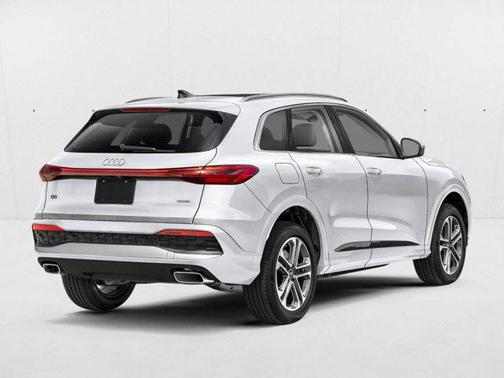 Glacier White Metallic 2026 Audi Q5 Prestige TFSI quattro S tronic