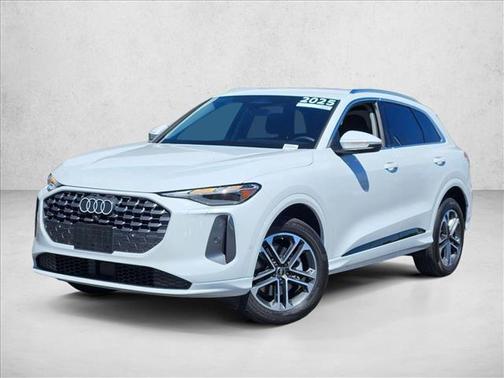 Glacier White Metallic 2025 Audi Q5 Premium TFSI quattro S tronic