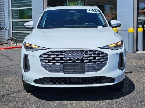 2025 Audi Q5 Premium TFSI quattro S tronic