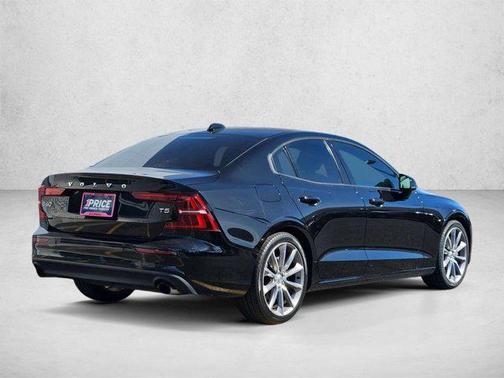 Black Stone 2019 Volvo S60 T5 Momentum