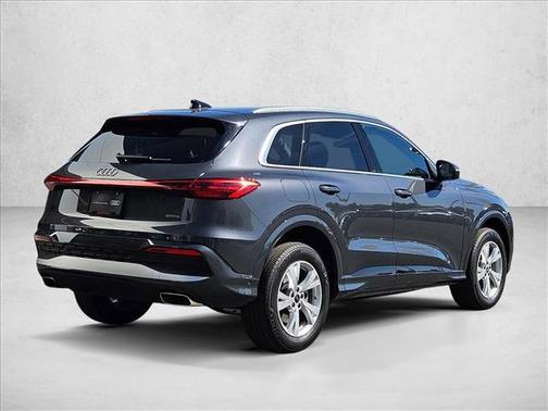 2025 Audi Q5 Premium TFSI quattro S tronic