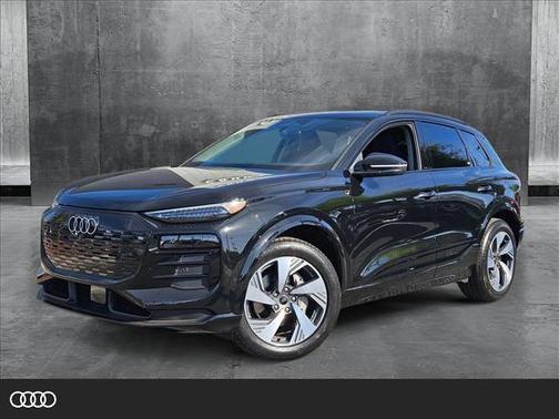 2025 Audi Q6 e-tron Premium Plus quattro