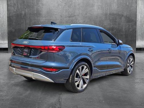 2025 Audi SQ6 e-tron Prestige quattro